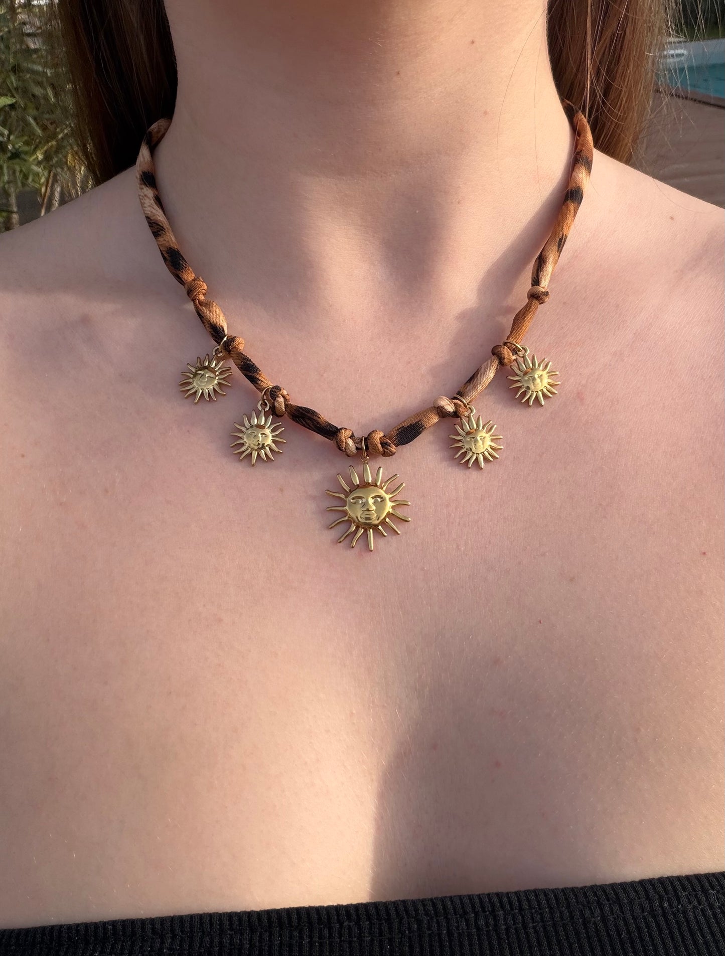 COLLIER LÉOPARD
