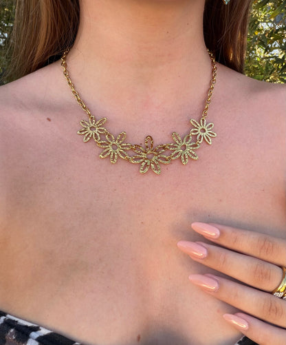 COLLIER LYSE