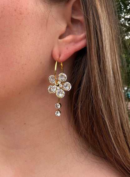 BOUCLES DAHLIA