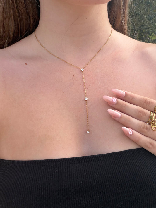COLLIER LINA