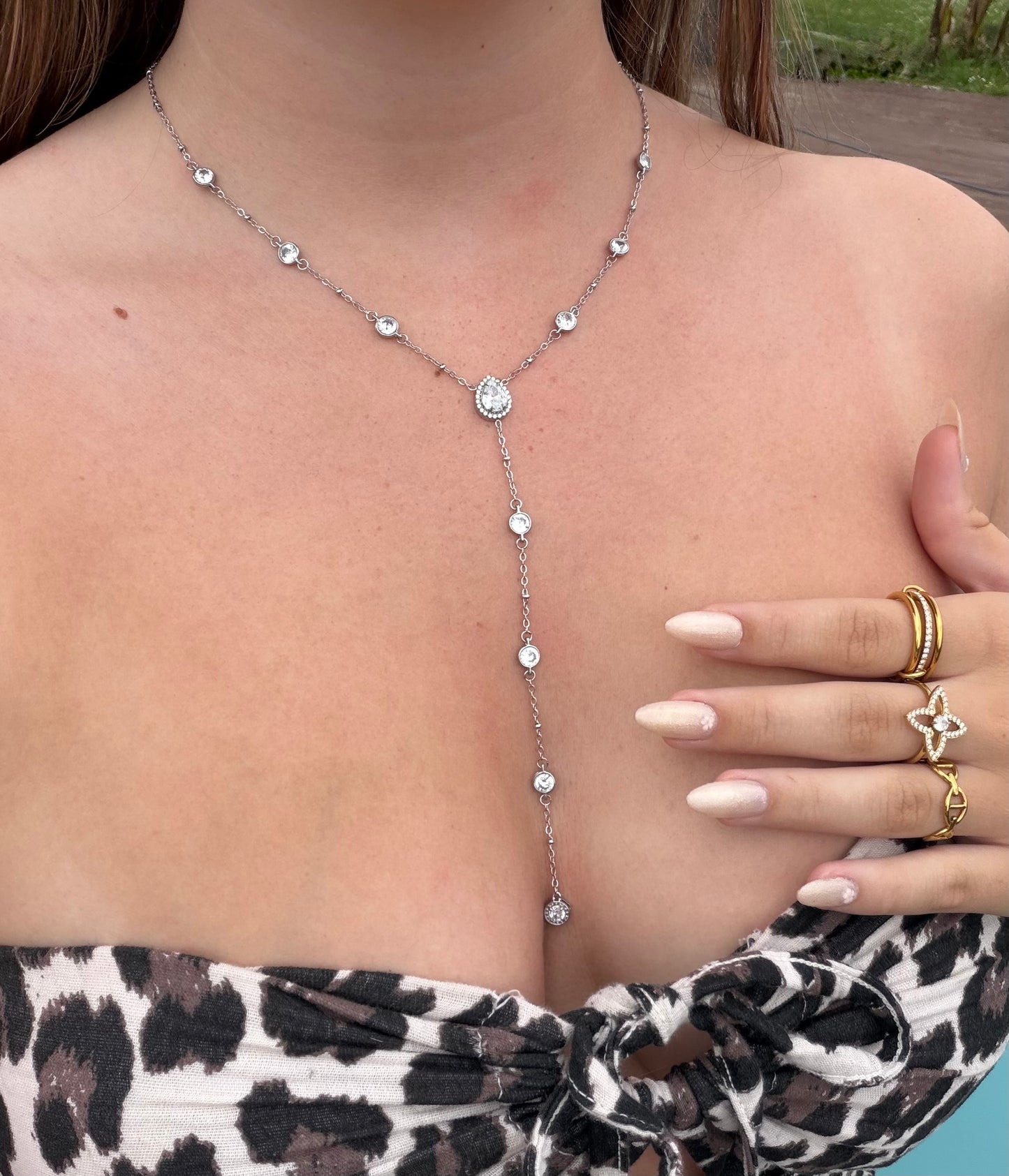 COLLIER INÈS